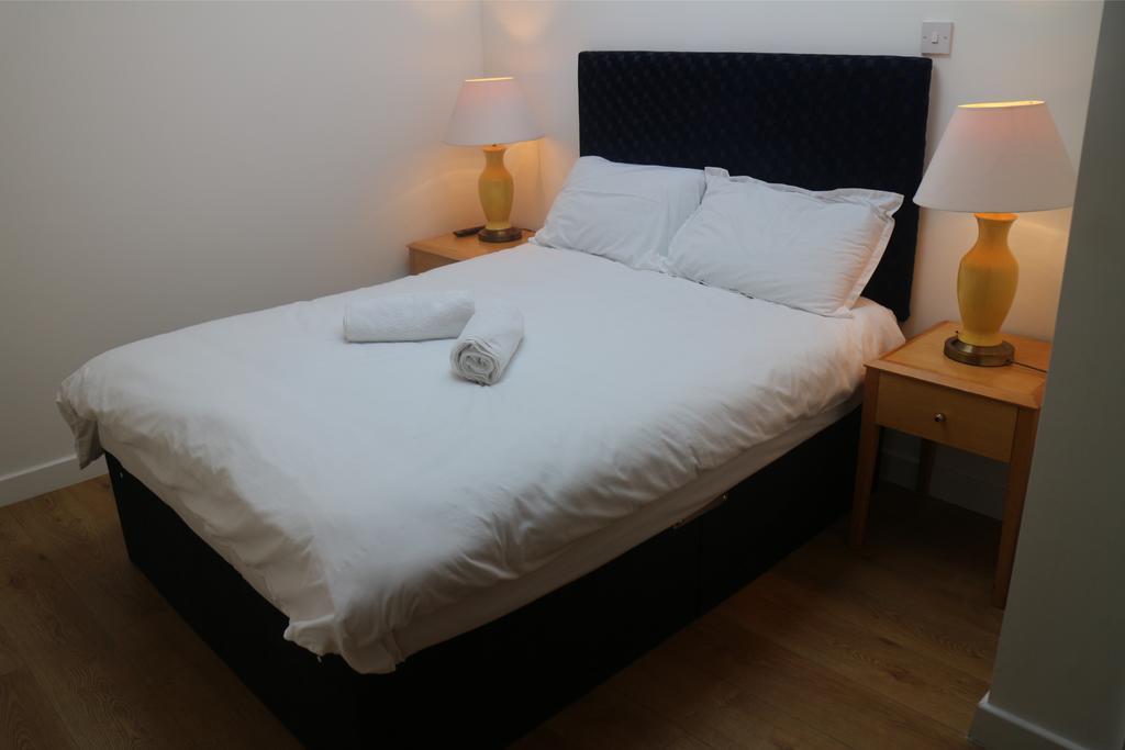 Oscar Lodge Northampton Rom bilde