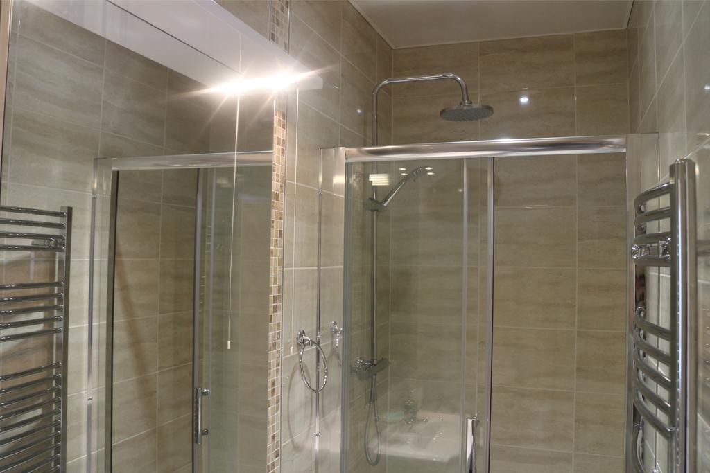 Oscar Lodge Northampton Rom bilde